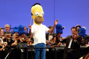 The Hollywood Bowl Orchestra performs under the baton of Homer Simpson (aka Principal Conductor Thomas Wilkins). Photo by Matthew Imaging.