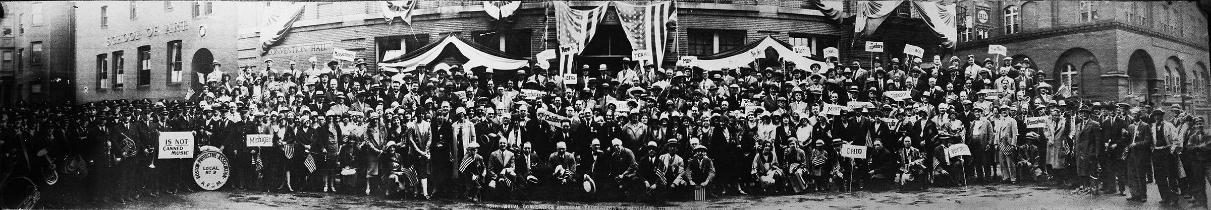 Musicians from throughout the United States and Canada gather in solidarity at the 35th AFM Convention in Boston, 1930. (Photo: courtesy International Musician/AFM archives)